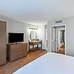 Embassy Suites By Hilton Dallas Market Center