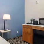 Hilton Garden Inn Dallas / Market Center