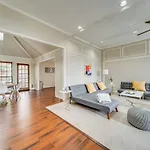 Stunning Gables House Basketball Court