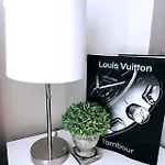 Downtown Luxury Studio