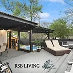Panoramic 4Br 3Ba Holiday Home With Pool, Grill, Sauna & Game Room