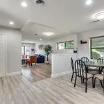 Modern, Roomy, Game Room, Patio, Family Home, Private Parking