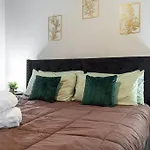 Downtown Modern Central Located 1Br