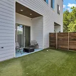 Charming 3-Bedroom Home L 5 Mins To Aa Arena