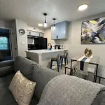 Dt Dallas L Lux Urban Escape L
