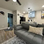 Dt Dallas L Lux Urban Escape L