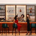 Modern Luxe Apt West Village