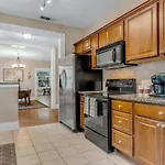 New The Wycliff House. Oak Lawn Walkers Paradise