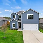 Villa, Newly Built 5Br, Sleeps 13, Close To Dallas