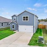Villa, Newly Built 5Br, Sleeps 13, Close To Dallas