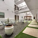 Sleek Loft Style 2Br I Gym I Parking I Workspace