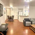 Private Room Near Downtown 30