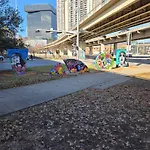 Downtown Dallas 2Bd Free Parking