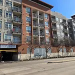 Comfortable 1 Bedroom Condo