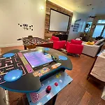 Arbnb-Vintage Modern Luxury-Deep Ellum-Fair Park-Downtown Dallas