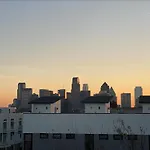 Modern 4Br Townhome With Rooftop