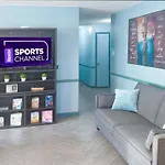 Fantastic Family And Friend Getaway - King Beds, Game Room, Gym, Fast Wifi, And Private Parking