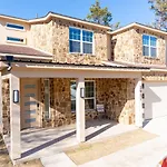 Luxurious 3Br Heartfelt Space In Dallas