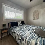 Downtown Dallas Luxe Urban Haven 1Bd Retreat