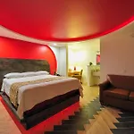 Romantic Inn & Suites