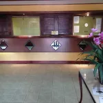 Townhouse Suites