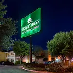 Hometowne Dallas - North Addison Tollway