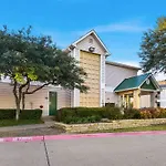 Hometowne Dallas - North Addison Tollway