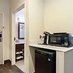 Comfort Suites Nw Dallas Near Love Field