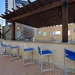 Miro Uptown Apartments