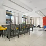 Miro Uptown Apartments