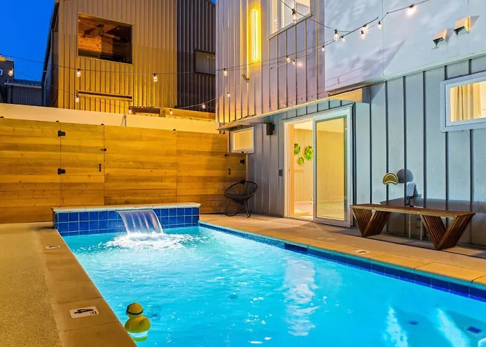 Ellum House