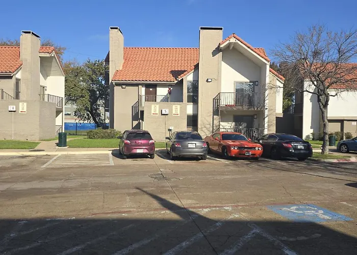 Living At 7900 Llc