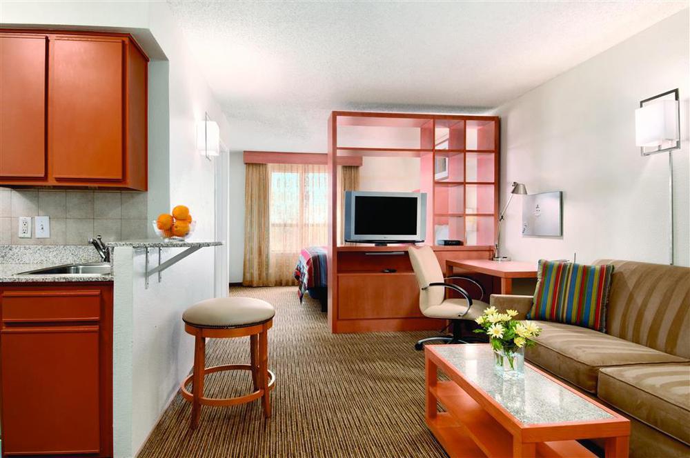 Hotel Hyatt House Uptown 3*