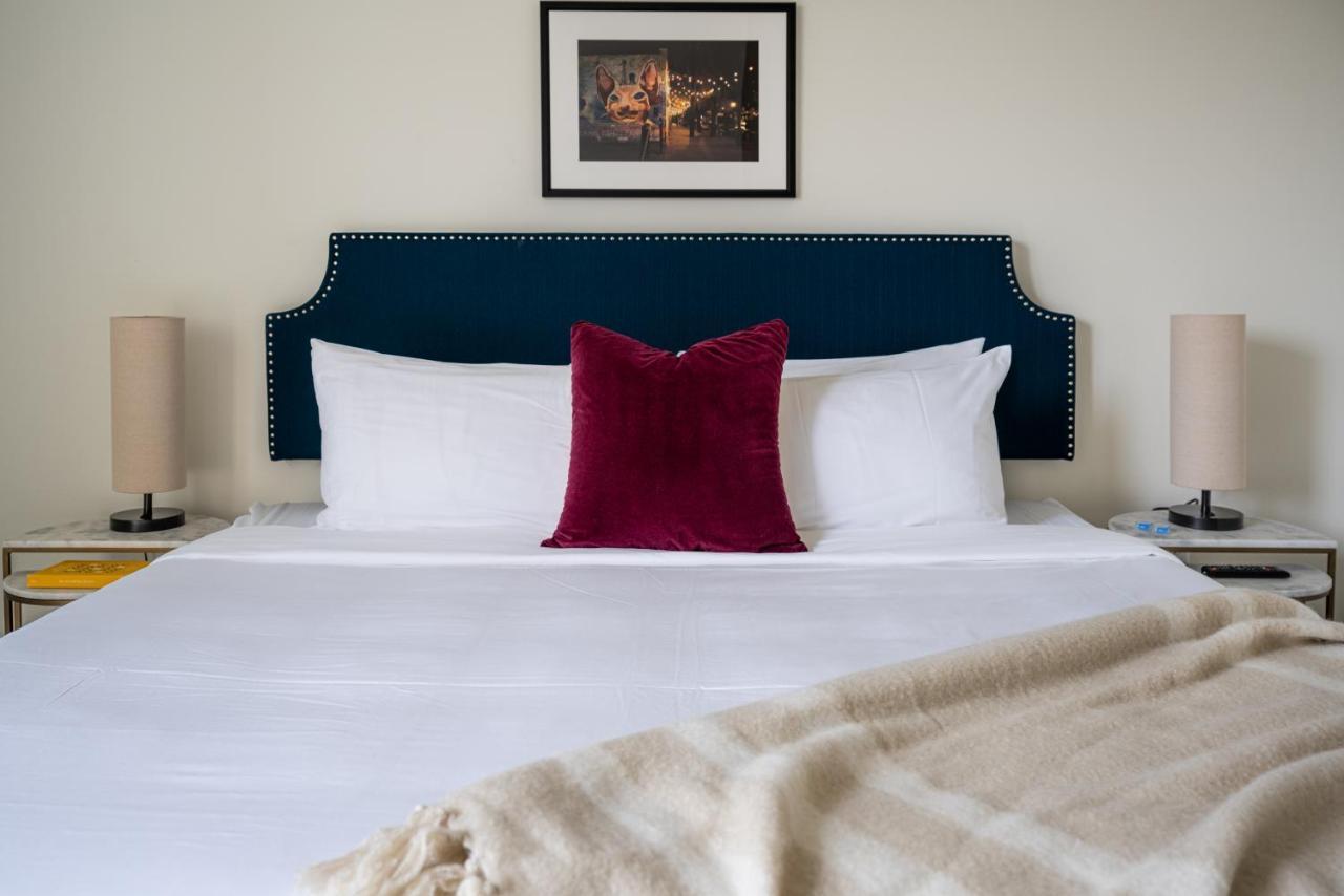 Mint House - Downtown 3* Dallas