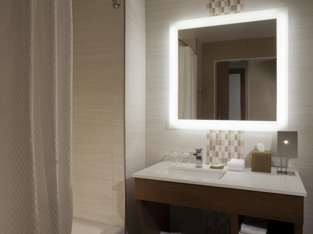 The Westin Downtown Hotel 4*
