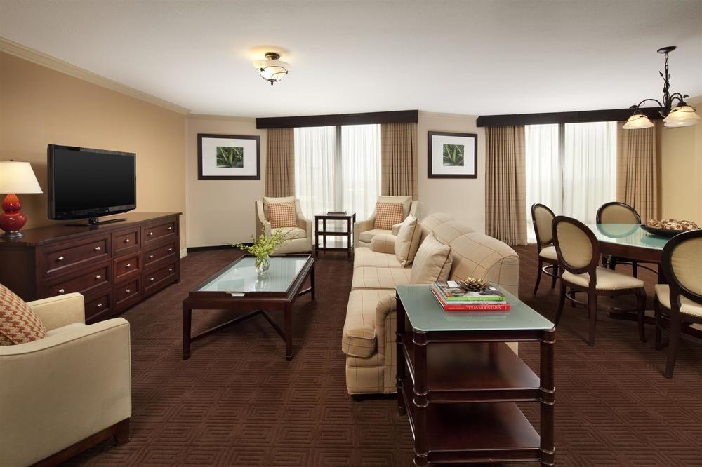 Sheraton By The Galleria Hotel