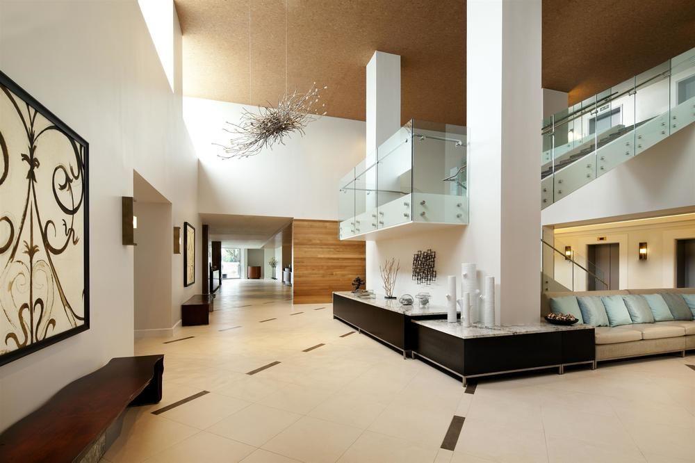 Sheraton By The Galleria Hotel 4*