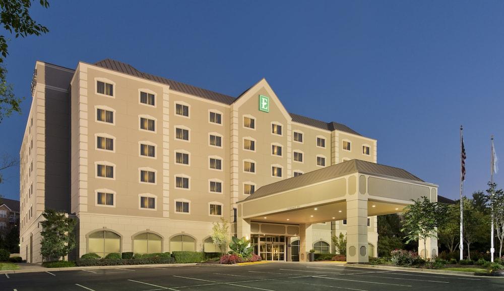 Embassy By Hilton Near The Galleria Dallas