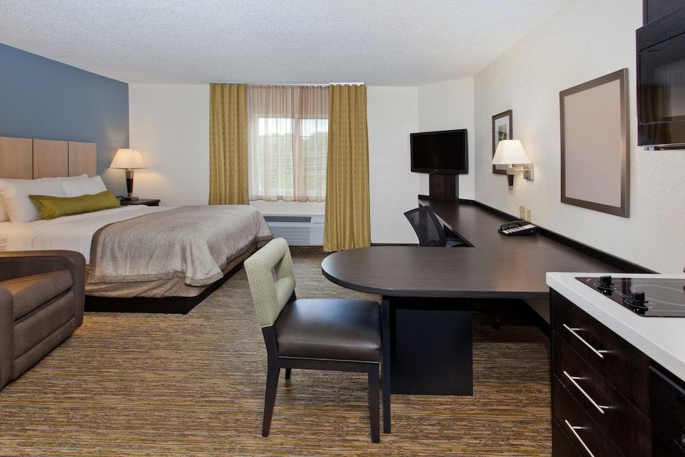 Sonesta Simply Richardson Hotel