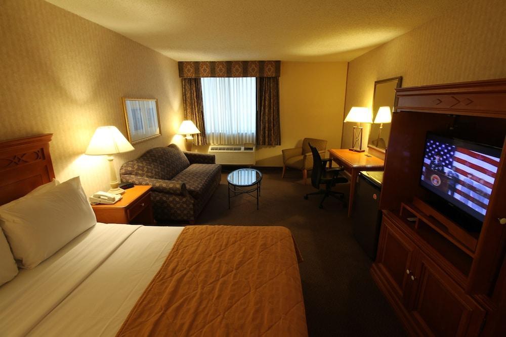 Clarion Park Hotel
