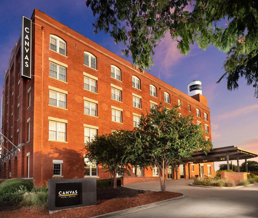 Hotel Canvas