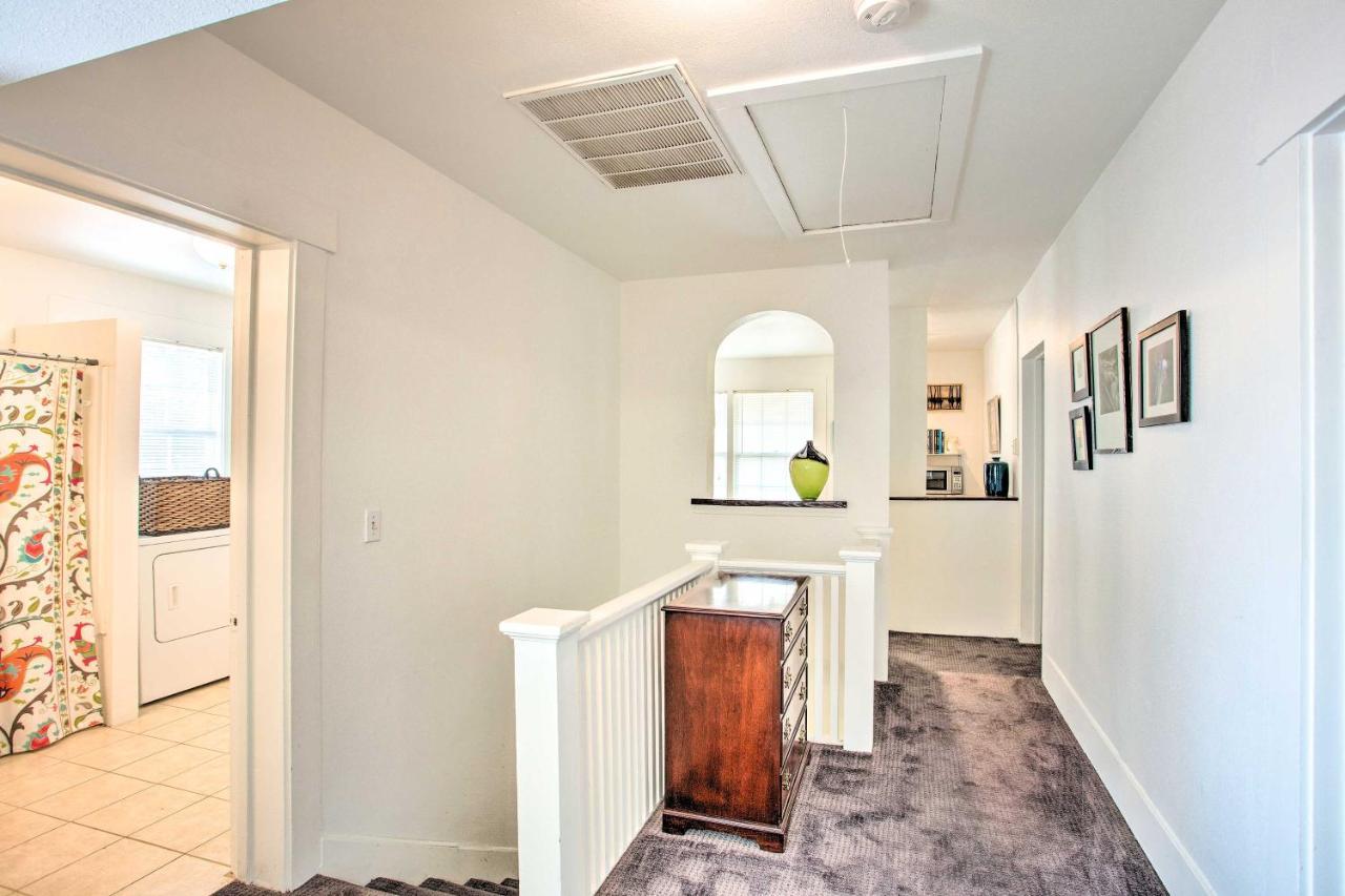 Holiday home Charming Home, 3 Mi To Downtown And Zoo! *