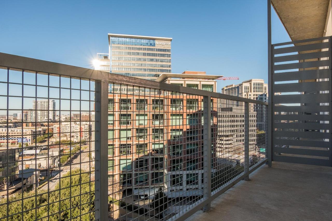 Apartment Frontdesk Uptown Downtown Dallas View Apts *