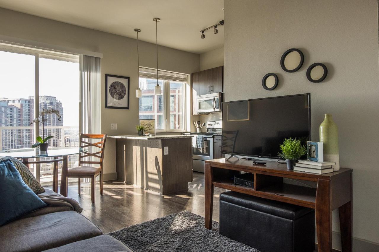 Frontdesk Uptown Downtown Dallas View Apts Apartment