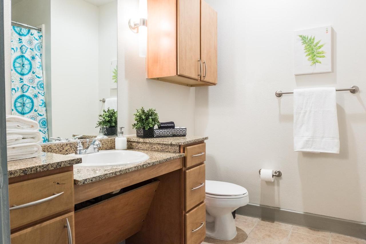 Frontdesk 2525 Reagan St Apts Uptown Dallas