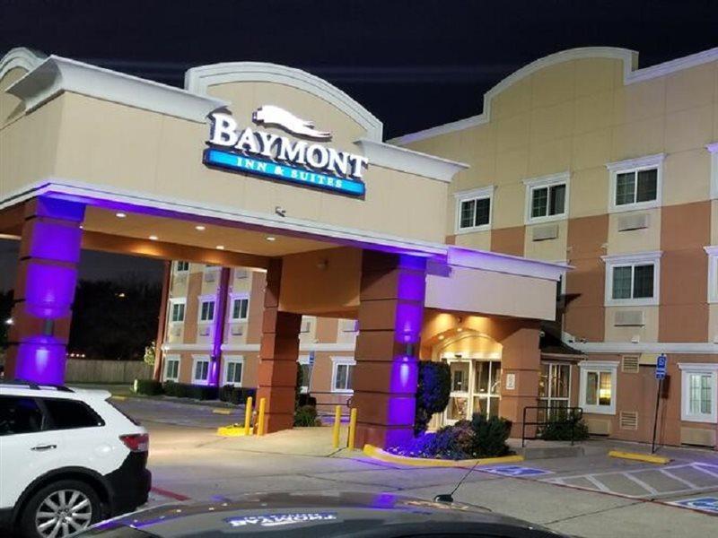 Baymont By Wyndham Dallas/ Field 3* Dallas