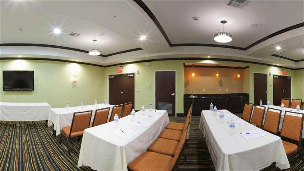 Express & West By Ihg Hotel 3*