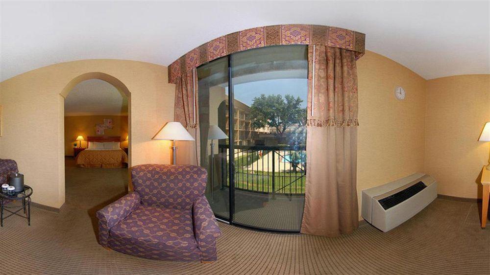 Clarion Park Hotel