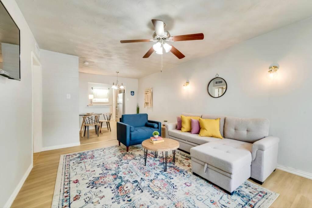 Urban Relaxation 2 Bedroom * Dallas