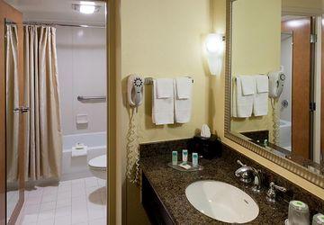 Hotel Springhill By Marriott Downtown / West End 3*
